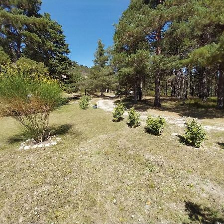 Saint-Auban  Petit Studio Dans La Prairie المظهر الخارجي الصورة