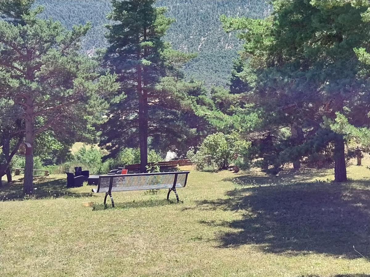 Saint-Auban  Petit Studio Dans La Prairie المظهر الخارجي الصورة